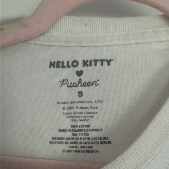 Hello Kitty Pusheen White Tee with Cake Design - Picture 2 of 2